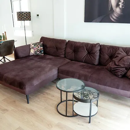 2bd Spacious & Stylish With Heated Pool アパート