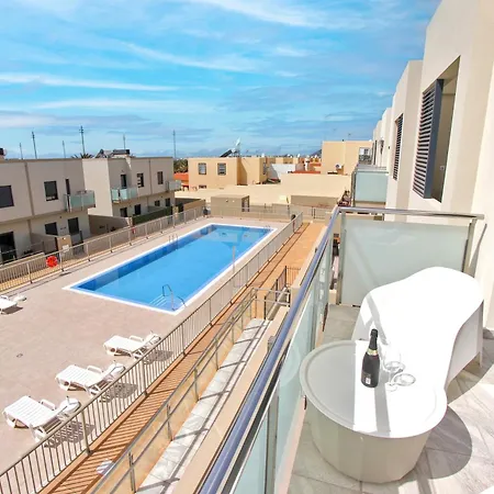 Appartement 2bd Spacious & Stylish With Heated Pool *