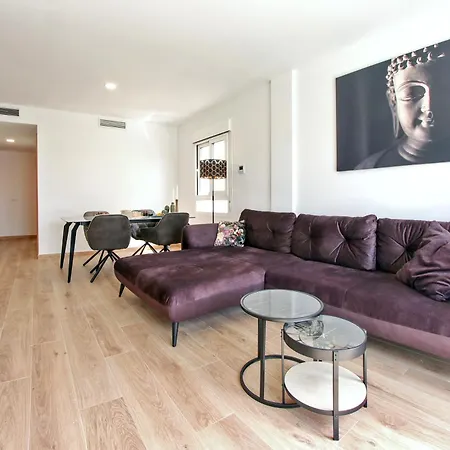 Apartamento 2bd Spacious & Stylish With Heated Pool *