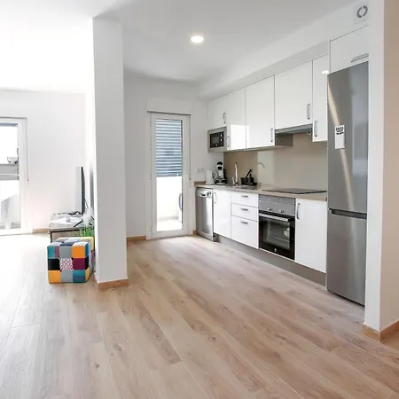 2bd Spacious & Stylish With Heated Pool Apartamento Las Rosas (Arona, Tenerife)
